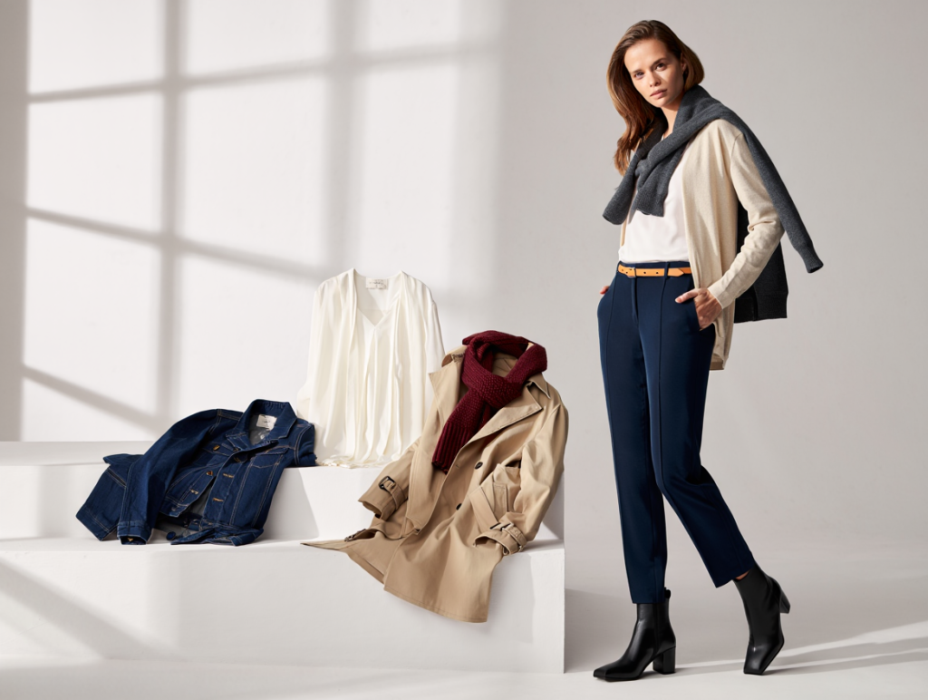 Seasonal Capsule Wardrobe Refresh: What to Add & Retire ​